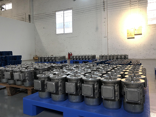 三相異步電動機負(fù)載不變而電源電壓降低時